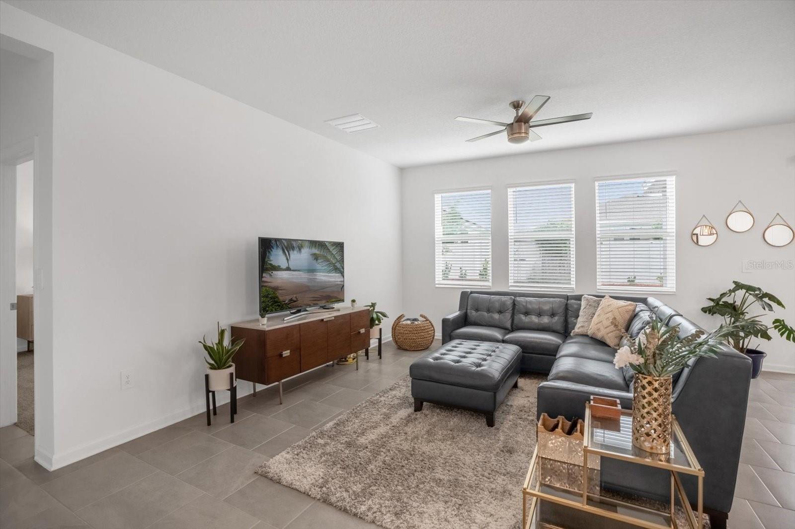 1820 CHURCH LAKE ST, GROVELAND, FL, 34736