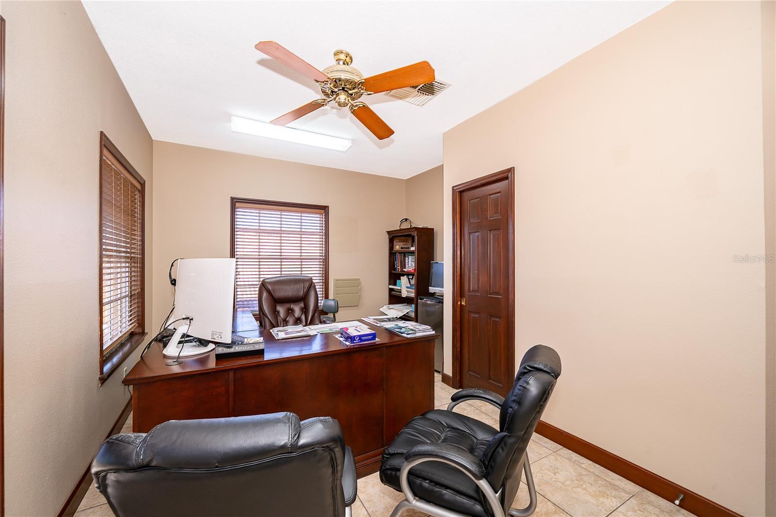 HERITAGE SQUARE 12 OFFICE CONDO, KISSIMMEE, FL, 34744