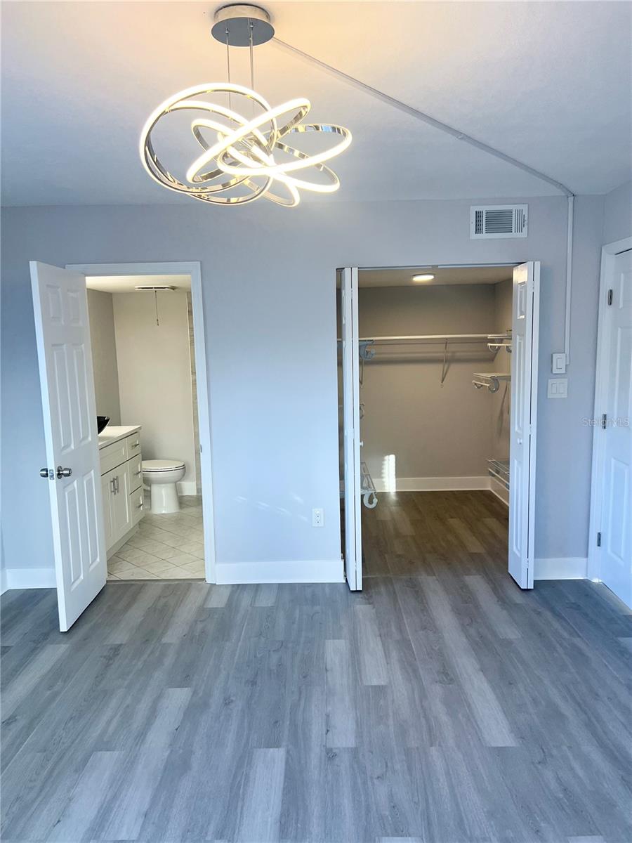 4550 OVERLOOK DR NE #156, ST PETERSBURG, FL, 33703
