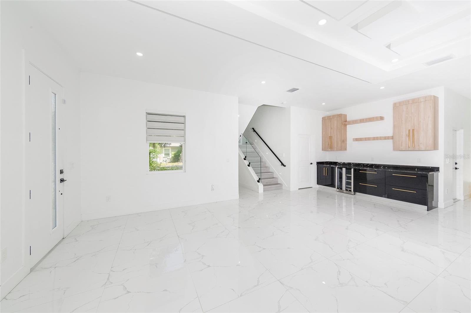 902 W SLIGH AVE, TAMPA, FL, 33604