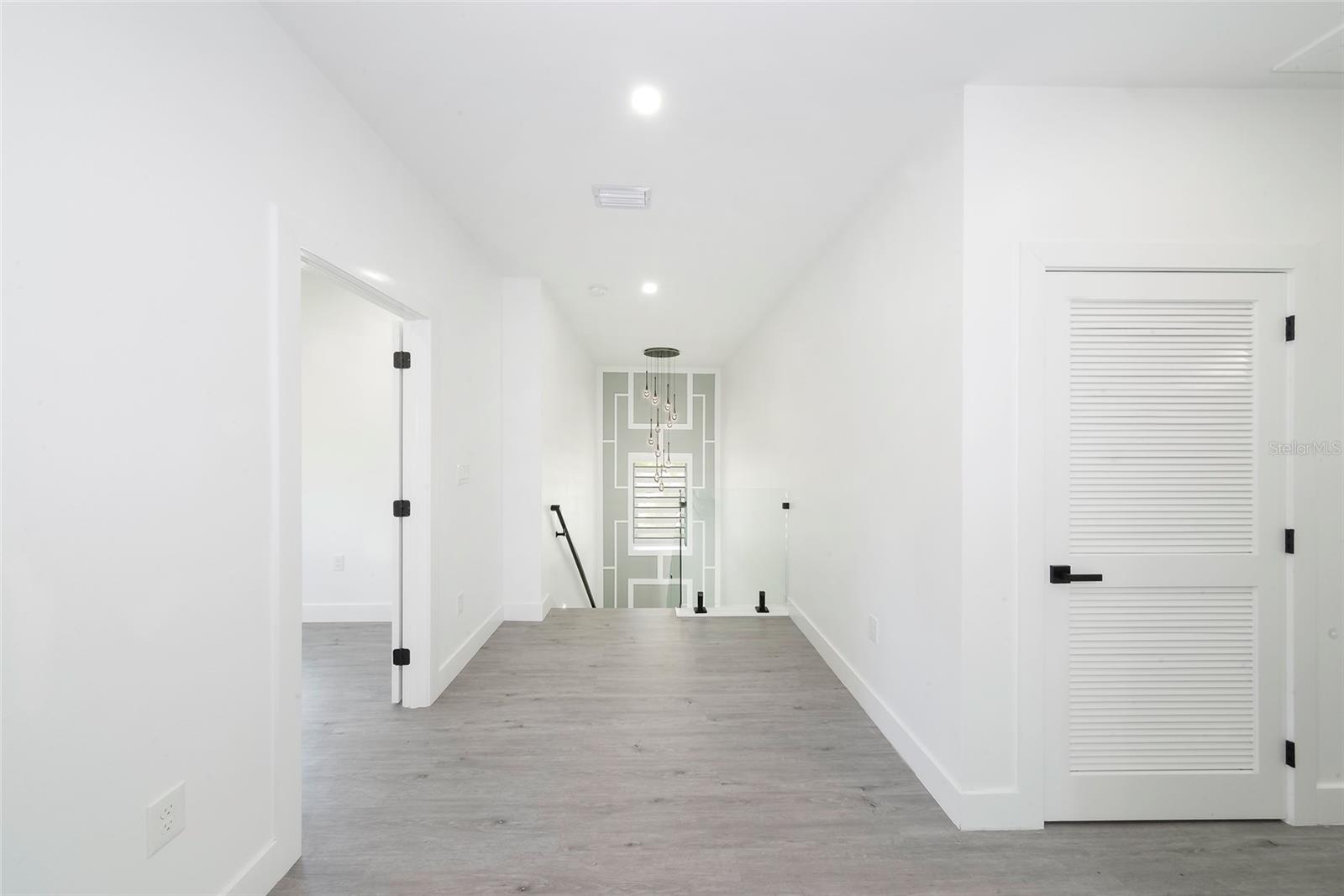 902 W SLIGH AVE, TAMPA, FL, 33604