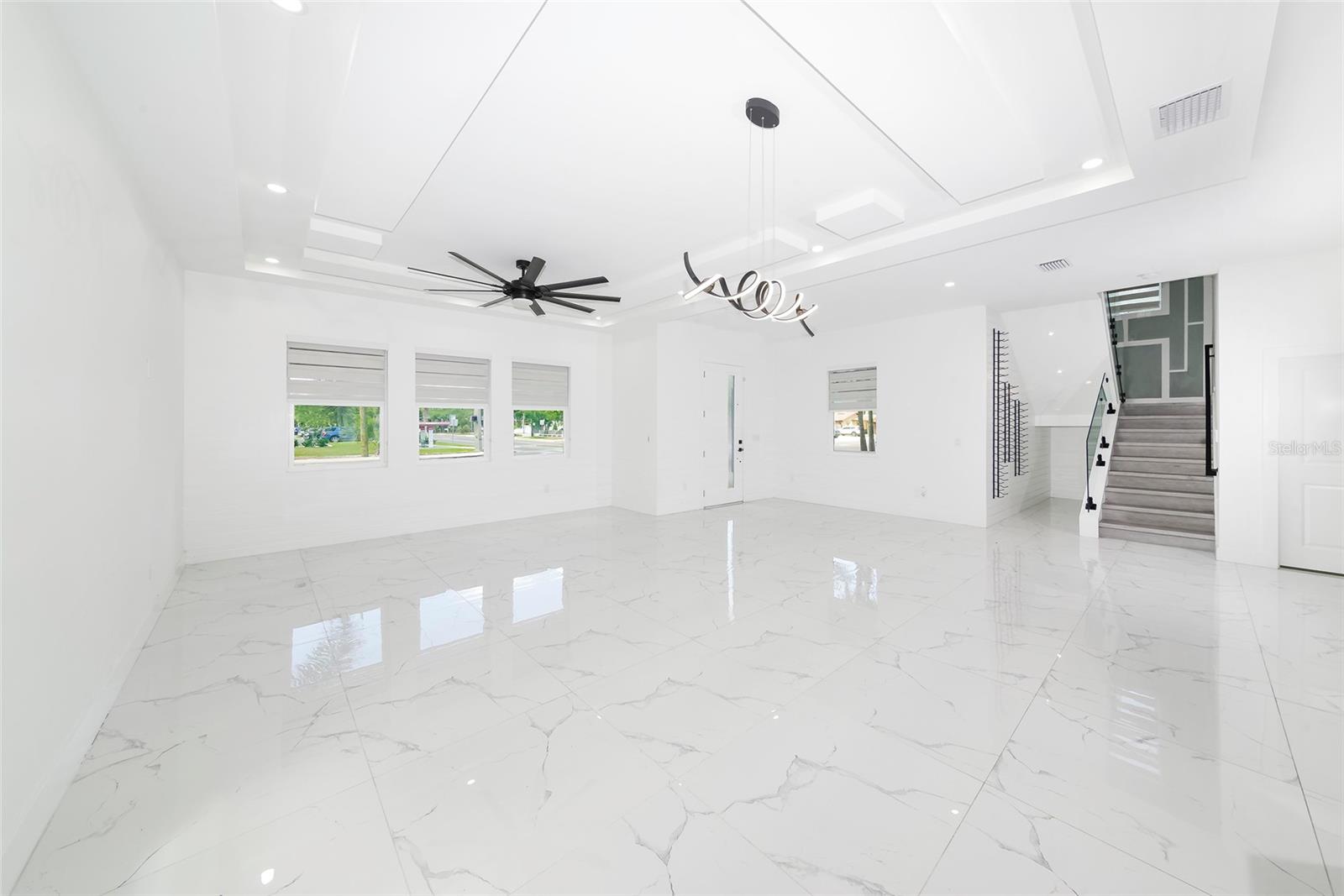 902 W SLIGH AVE, TAMPA, FL, 33604