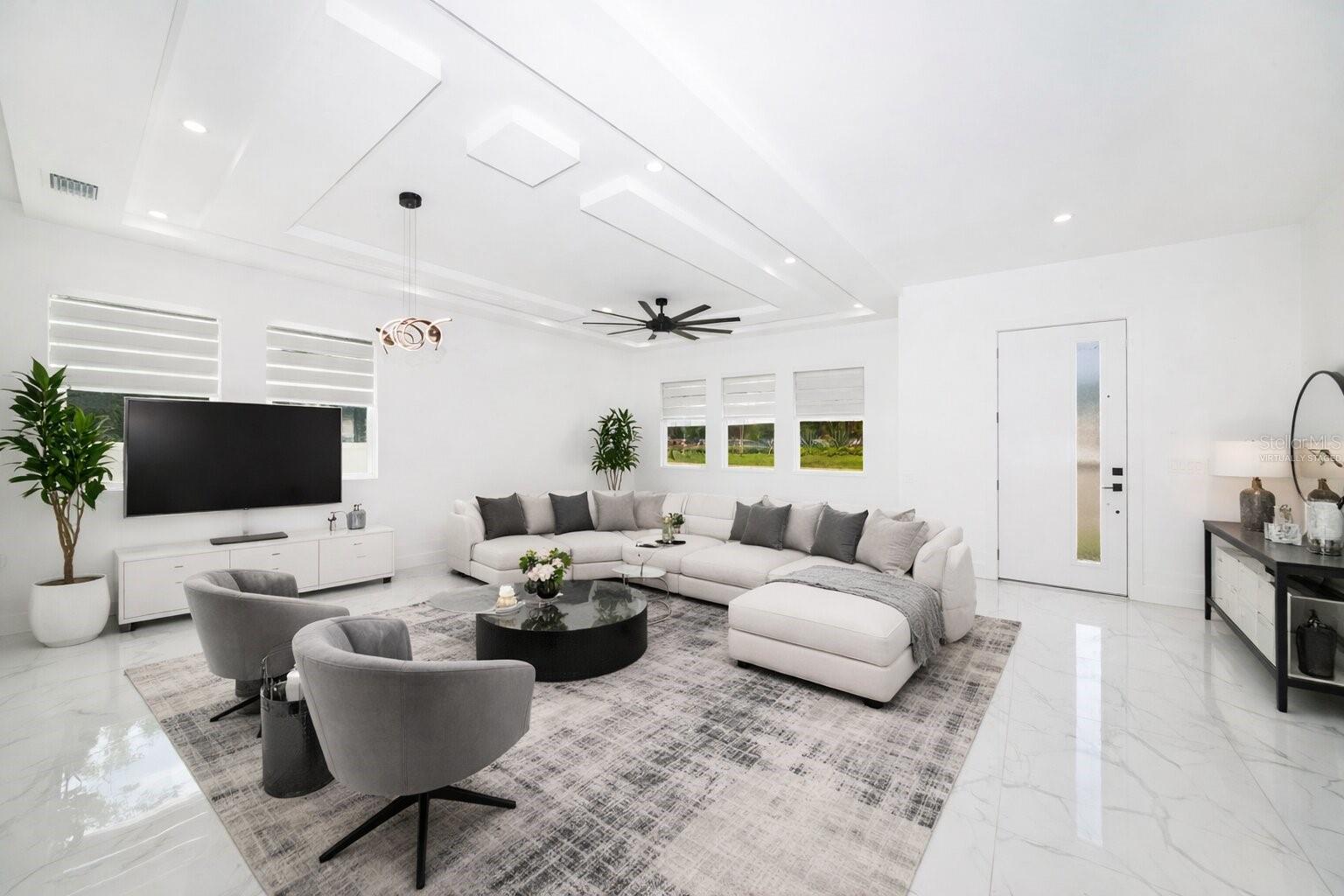 902 W SLIGH AVE, TAMPA, FL, 33604