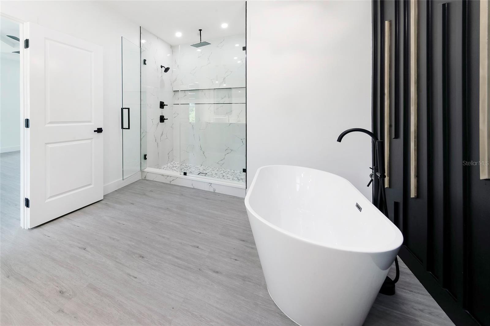 902 W SLIGH AVE, TAMPA, FL, 33604