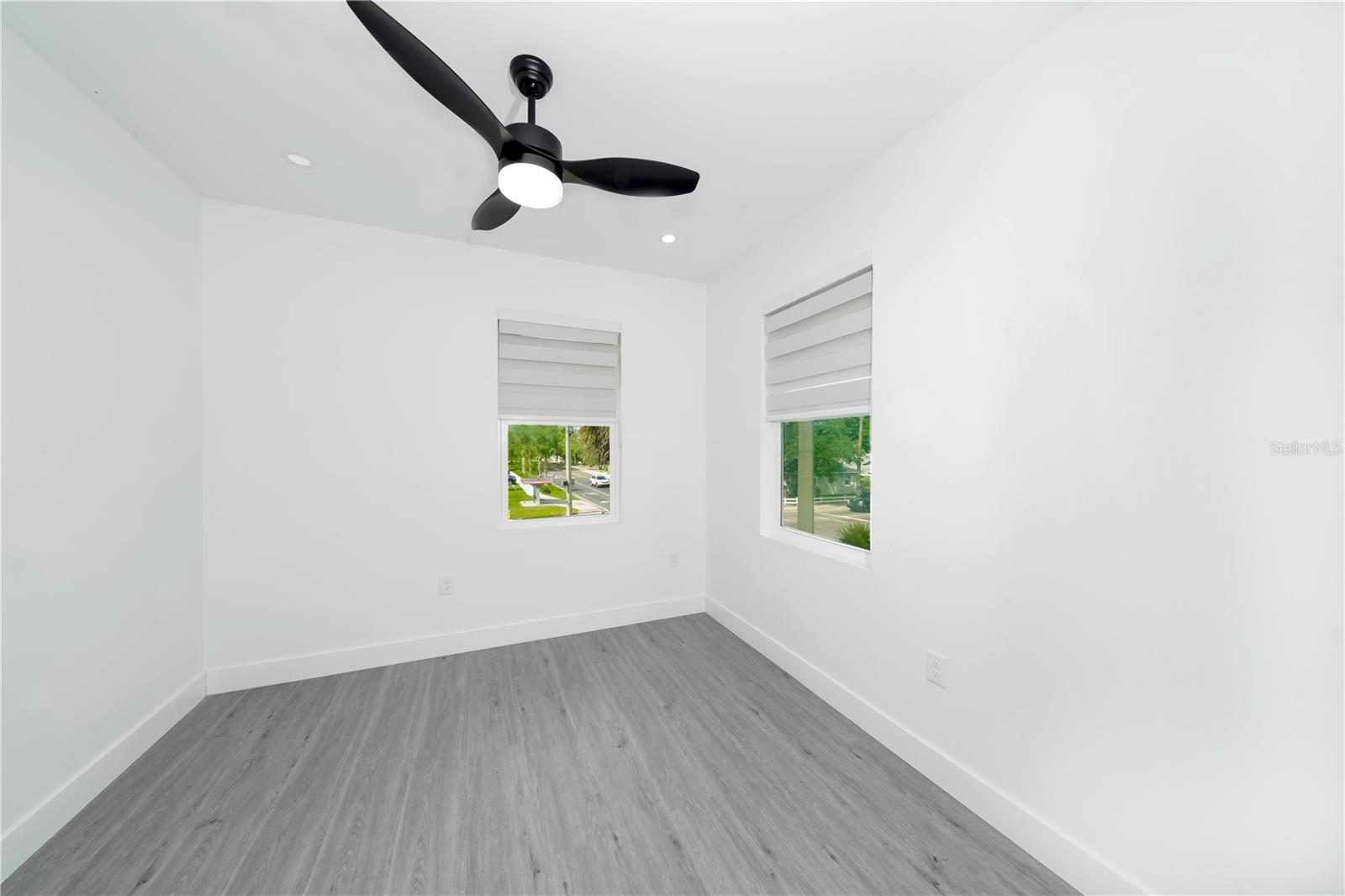 902 W SLIGH AVE, TAMPA, FL, 33604