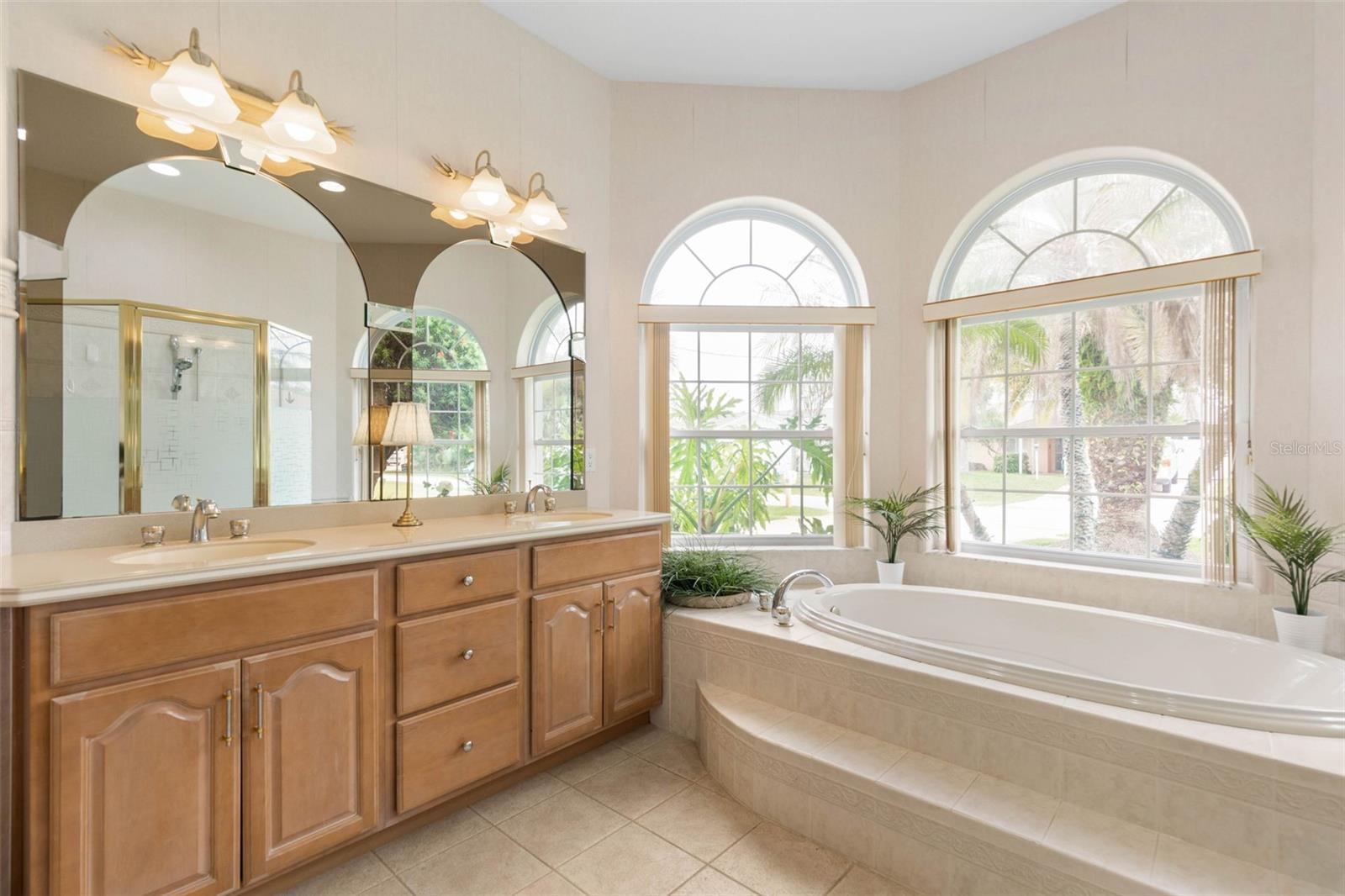 9 COCONUT CT, PALM COAST, FL, 32137