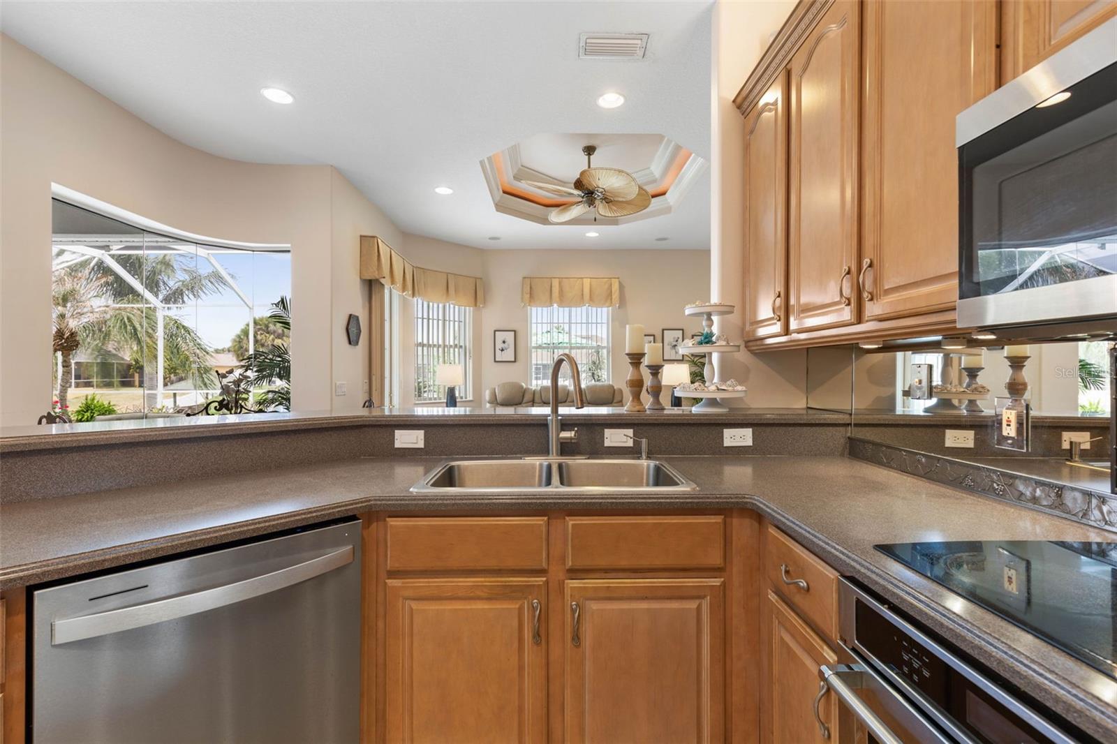 9 COCONUT CT, PALM COAST, FL, 32137