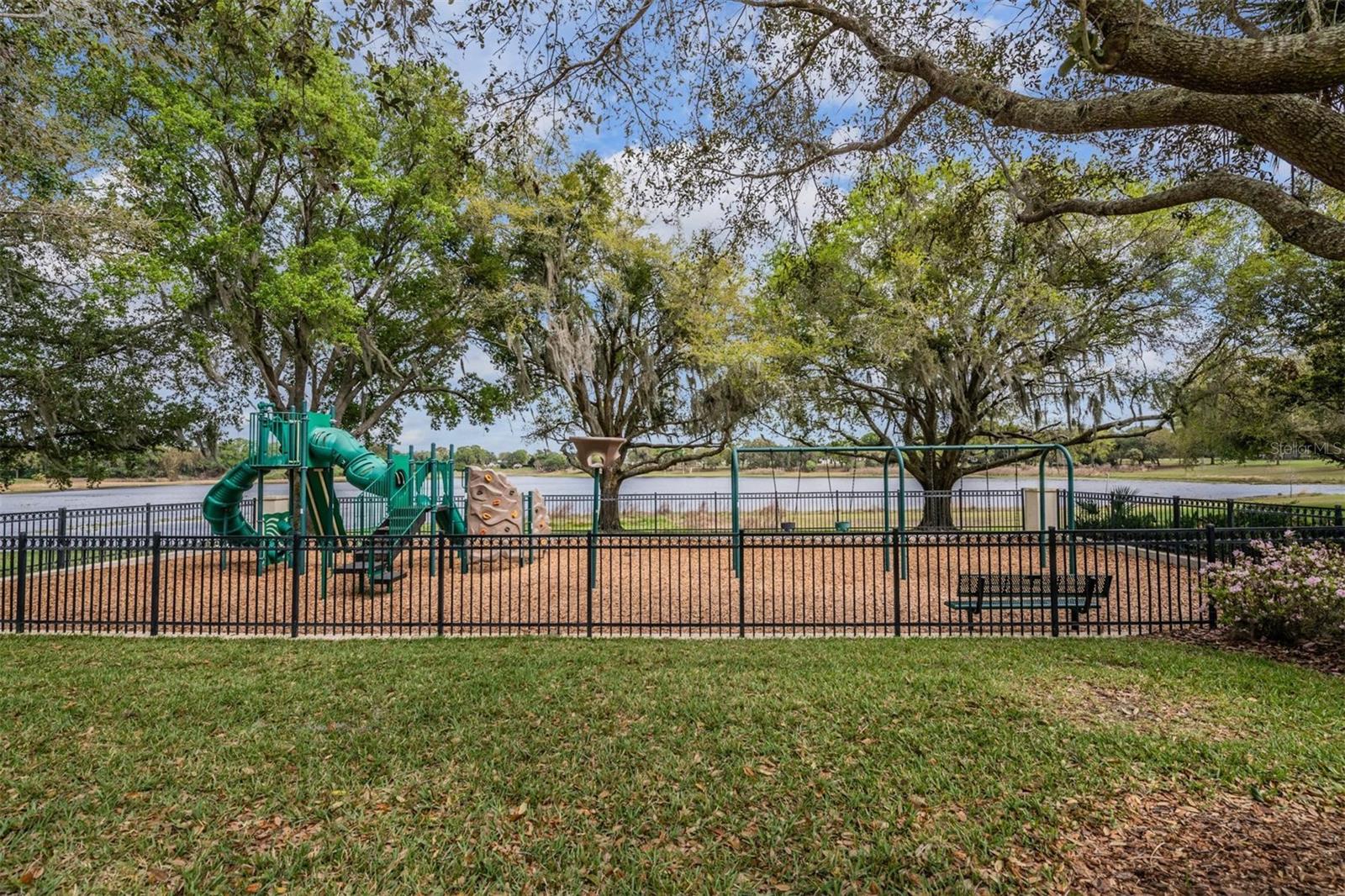 1238 S HIGHLAND PARK DR, LAKE WALES, FL, 33898