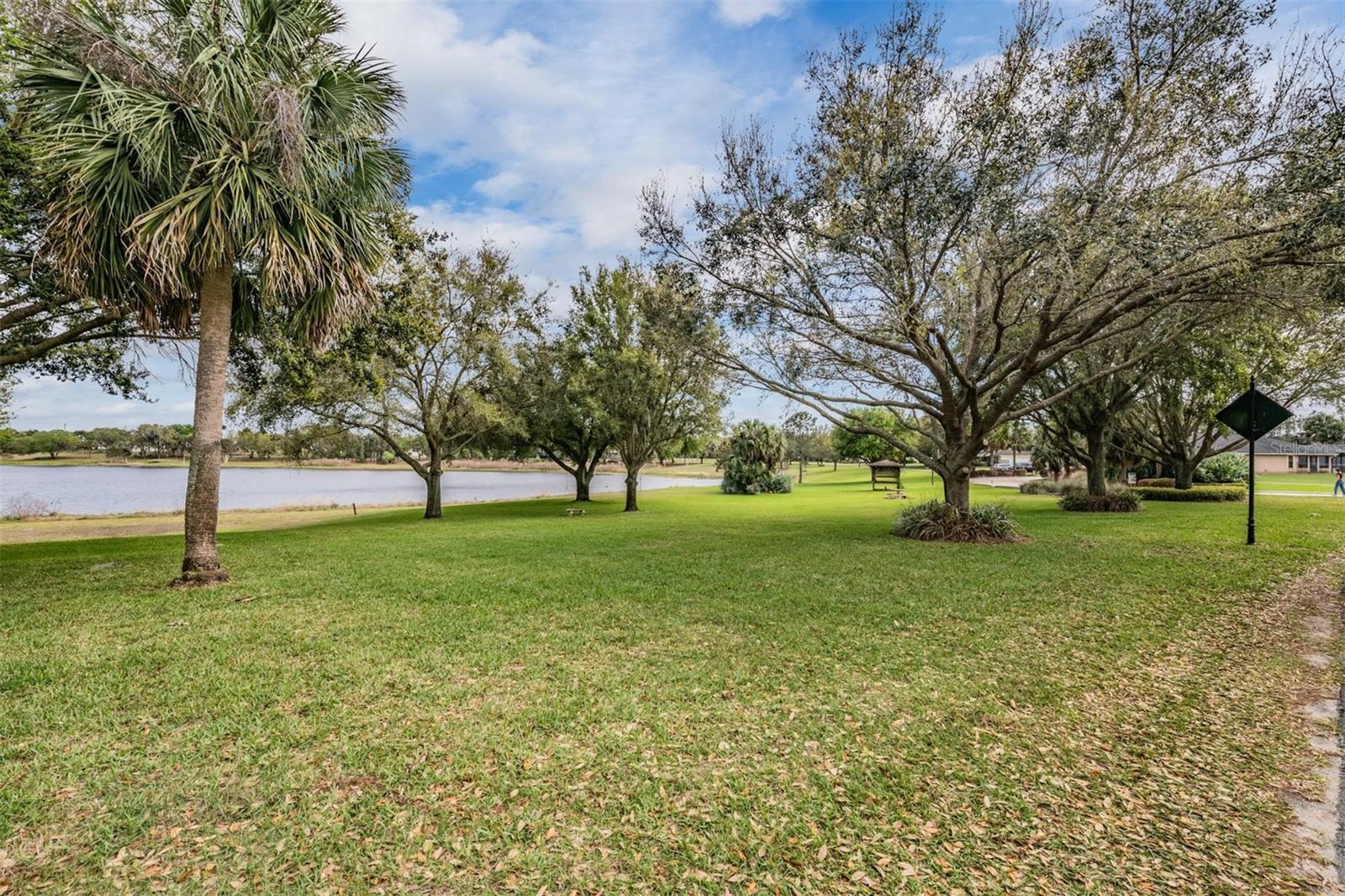 1238 S HIGHLAND PARK DR, LAKE WALES, FL, 33898