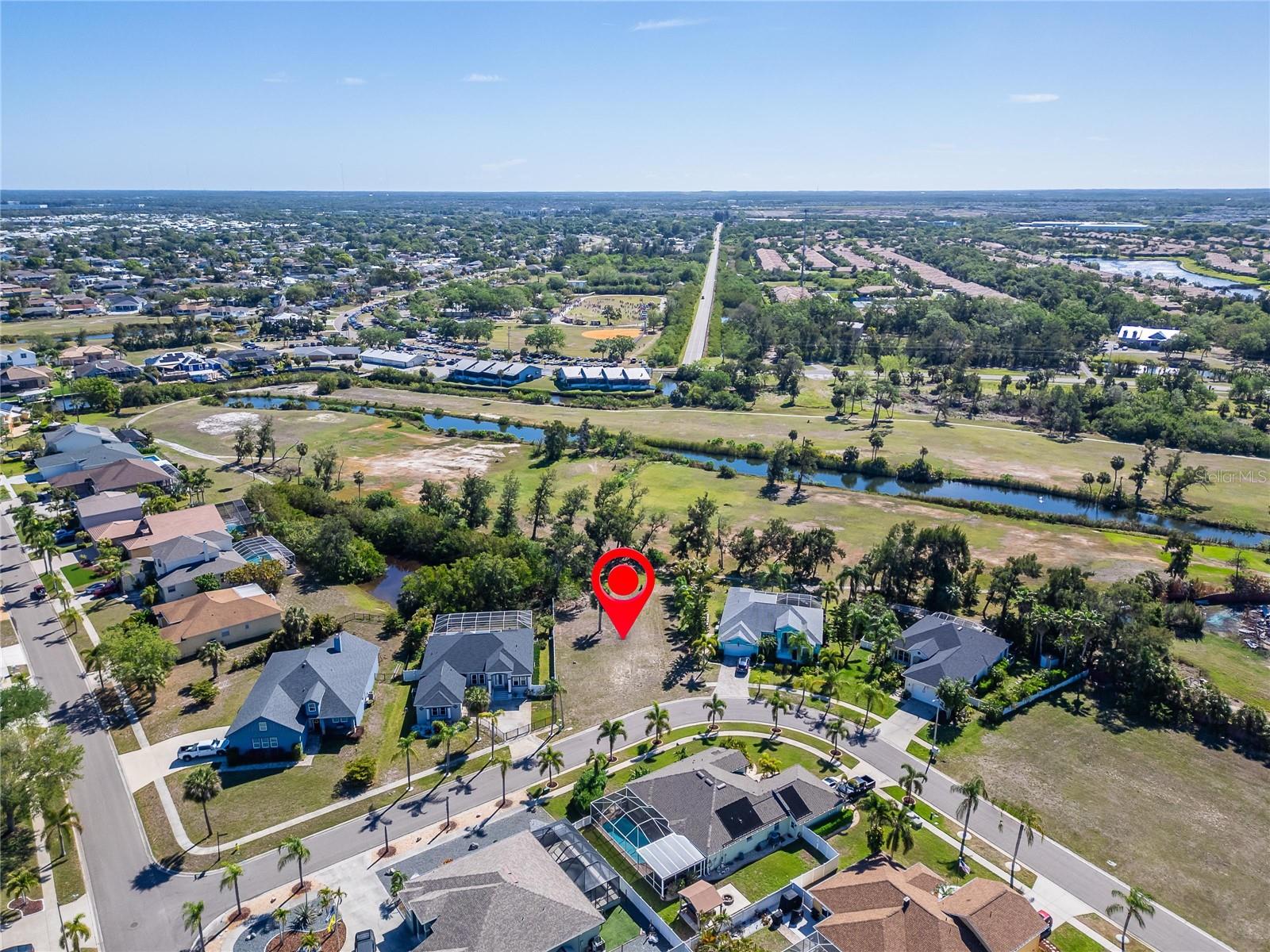 806 GREENVIEW DR, APOLLO BEACH, FL, 33572