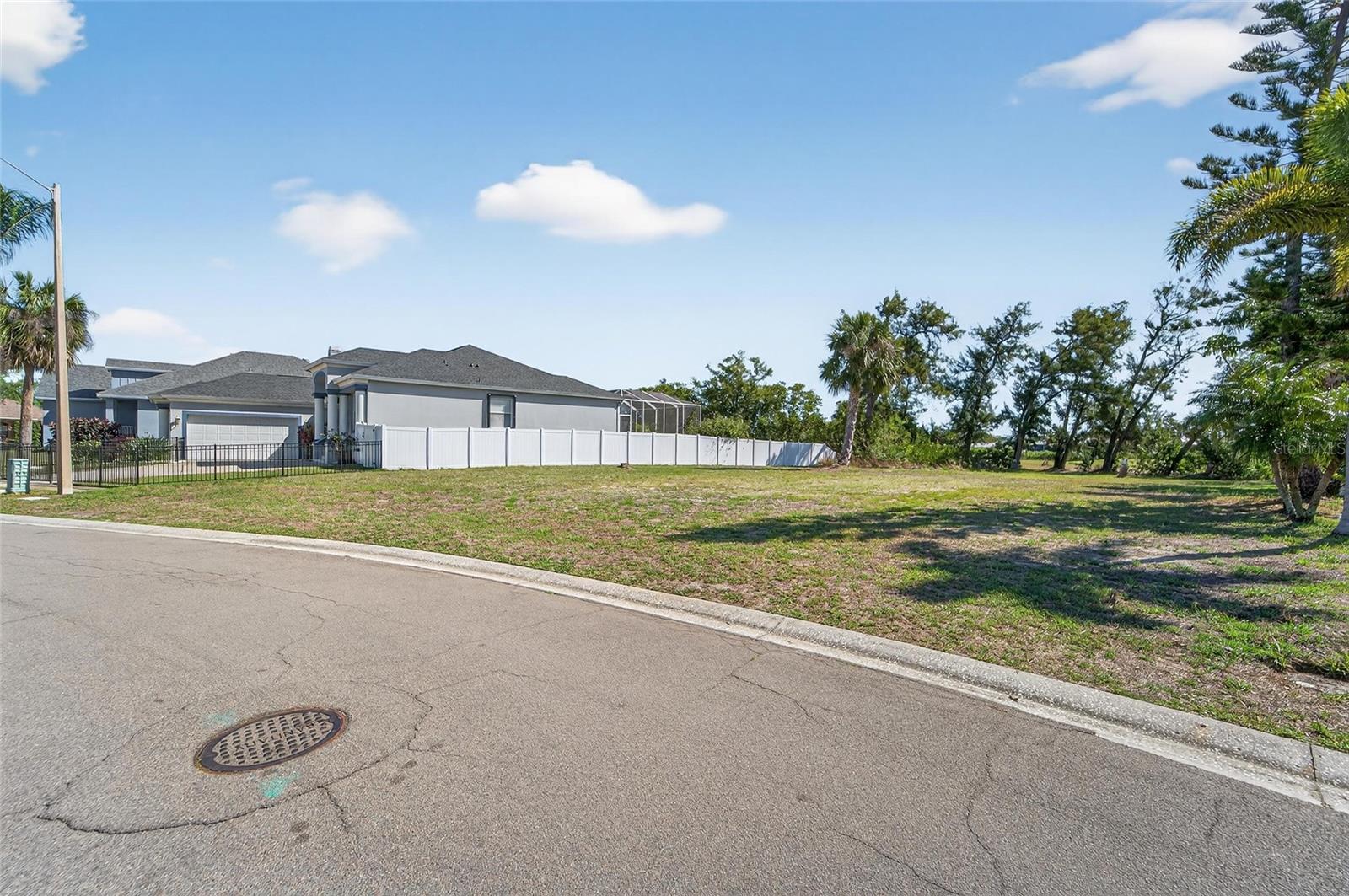 806 GREENVIEW DR, APOLLO BEACH, FL, 33572