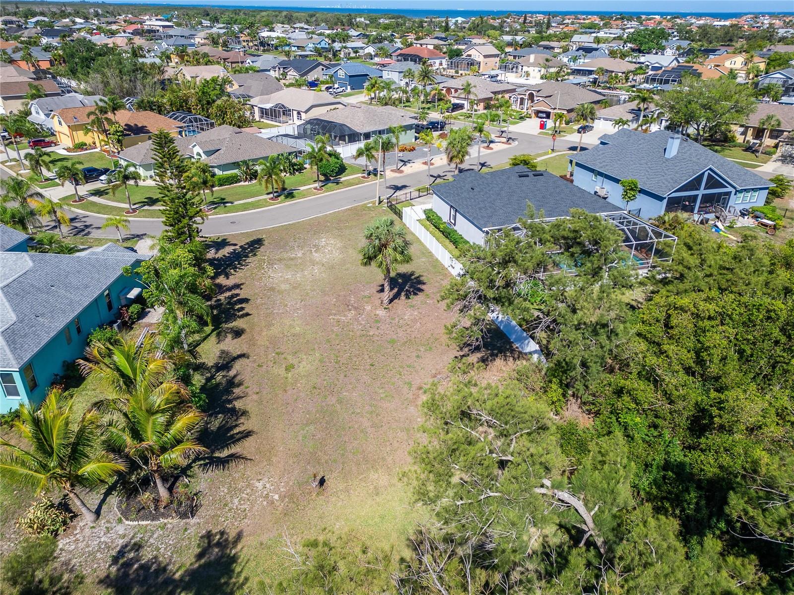 806 GREENVIEW DR, APOLLO BEACH, FL, 33572