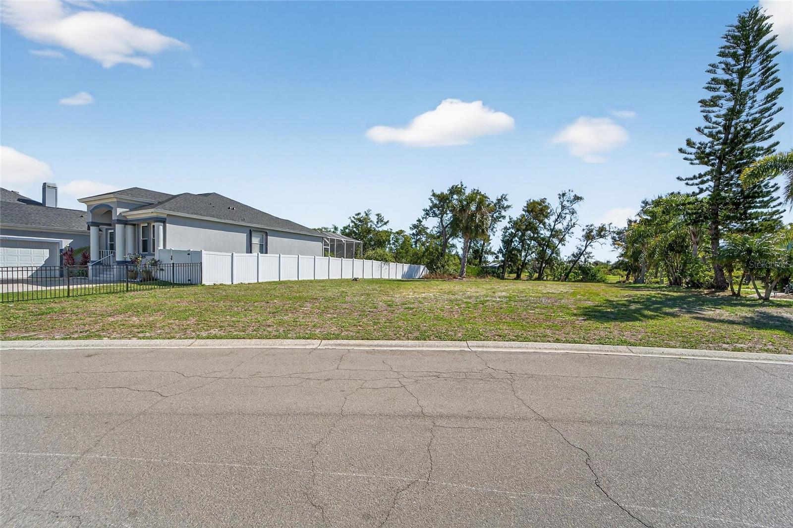 806 GREENVIEW DR, APOLLO BEACH, FL, 33572