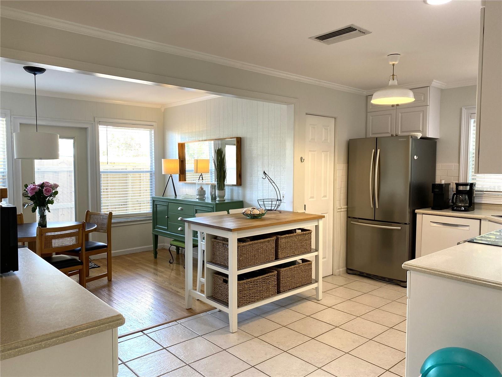 2403 BROWNING ST, SARASOTA, FL, 34237