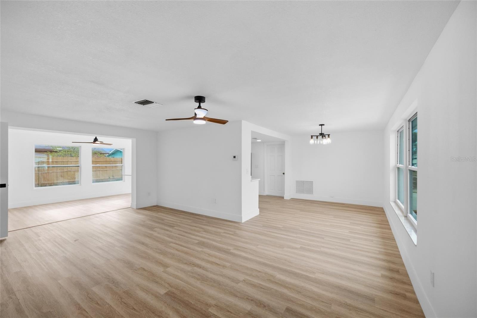 3240 BROOKFIELD DR, HOLIDAY, FL, 34691