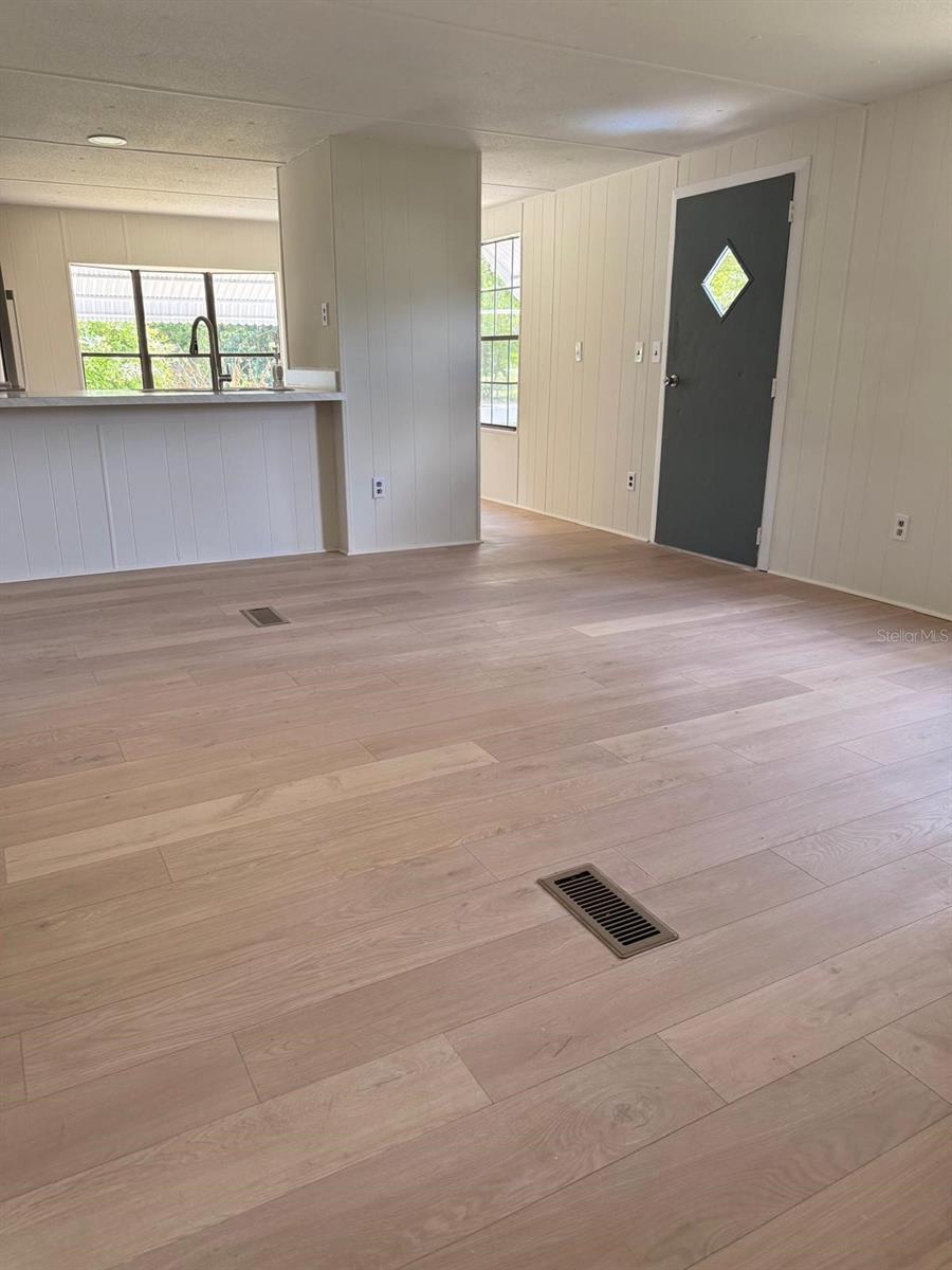 37021 PAULS DR, ZEPHYRHILLS, FL, 33541