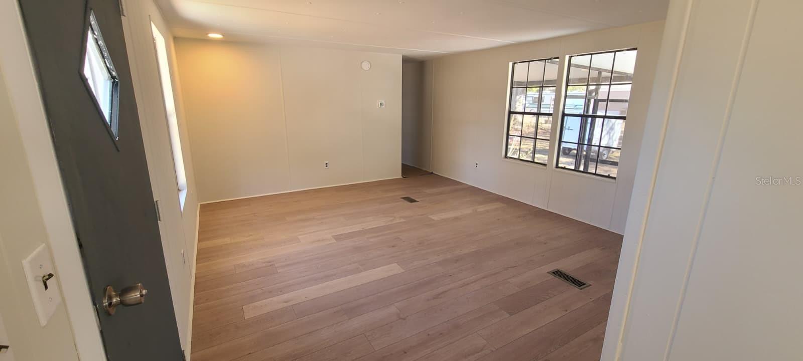 37021 PAULS DR, ZEPHYRHILLS, FL, 33541