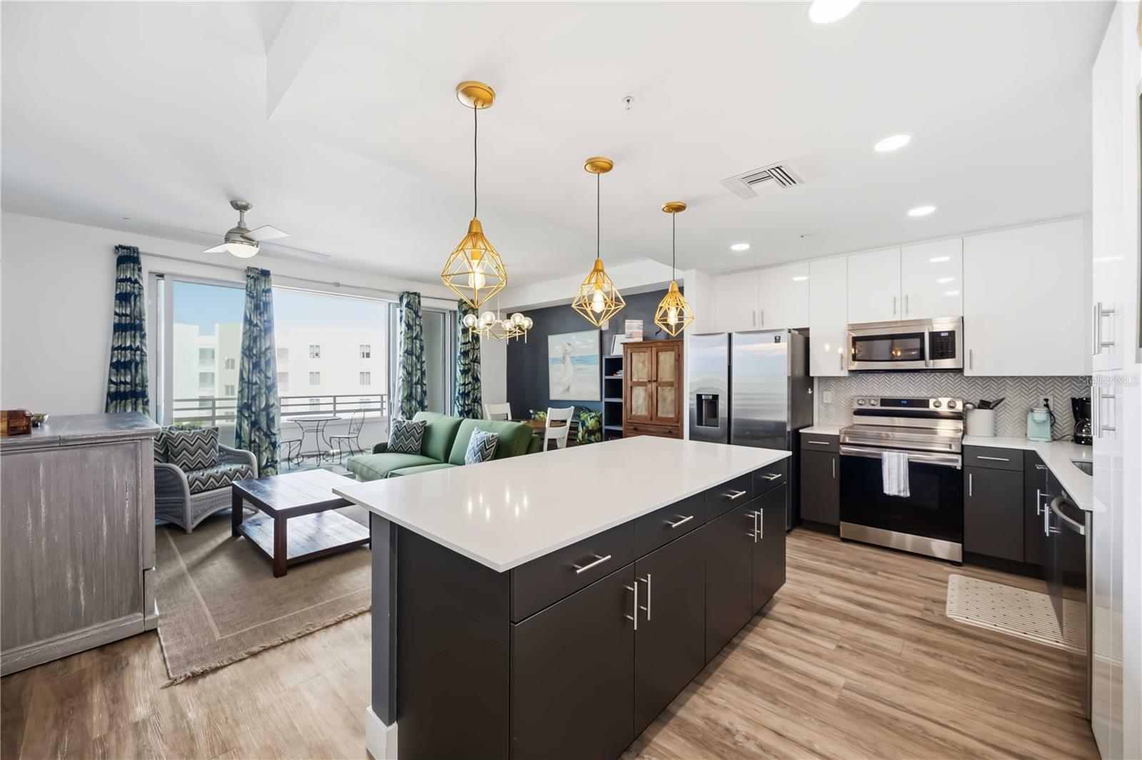 1703 N TAMIAMI TRL #406, SARASOTA, FL, 34234