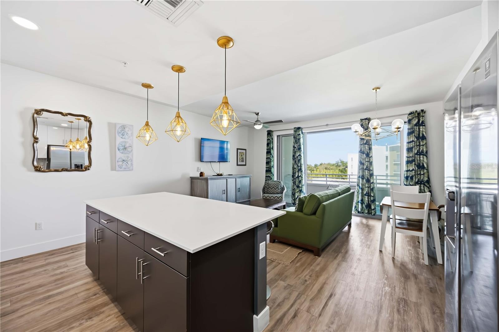 1703 N TAMIAMI TRL #406, SARASOTA, FL, 34234