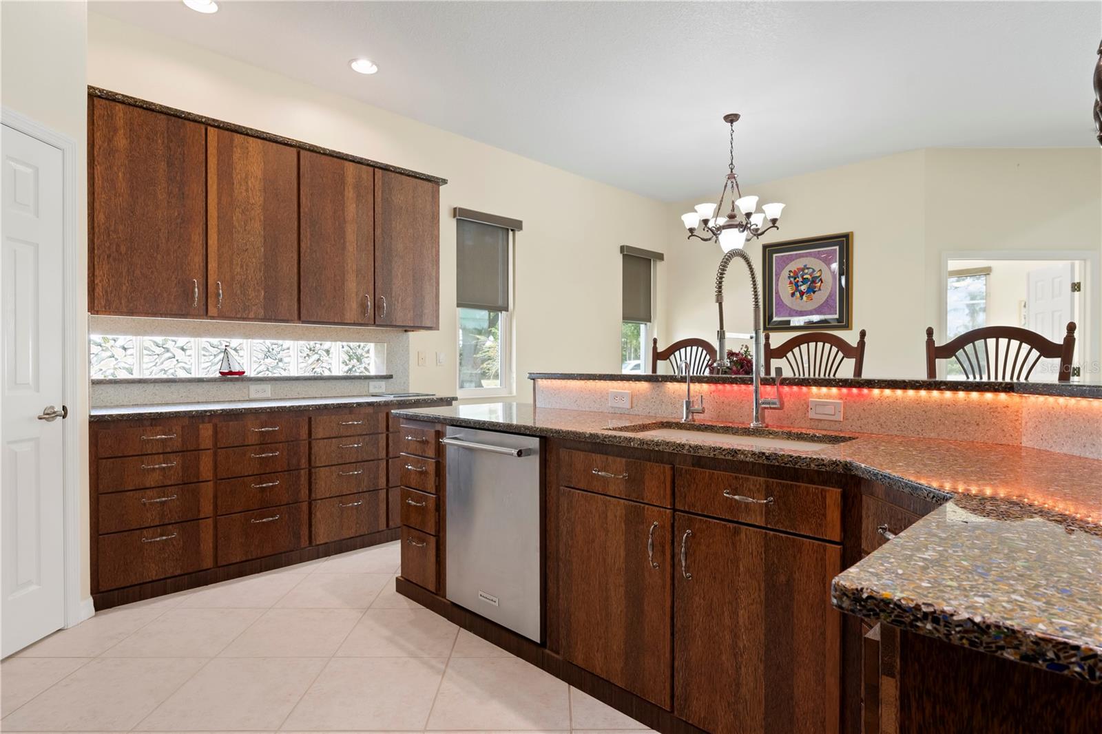 7005 GOLDRUSH LN, BRADENTON, FL, 34201