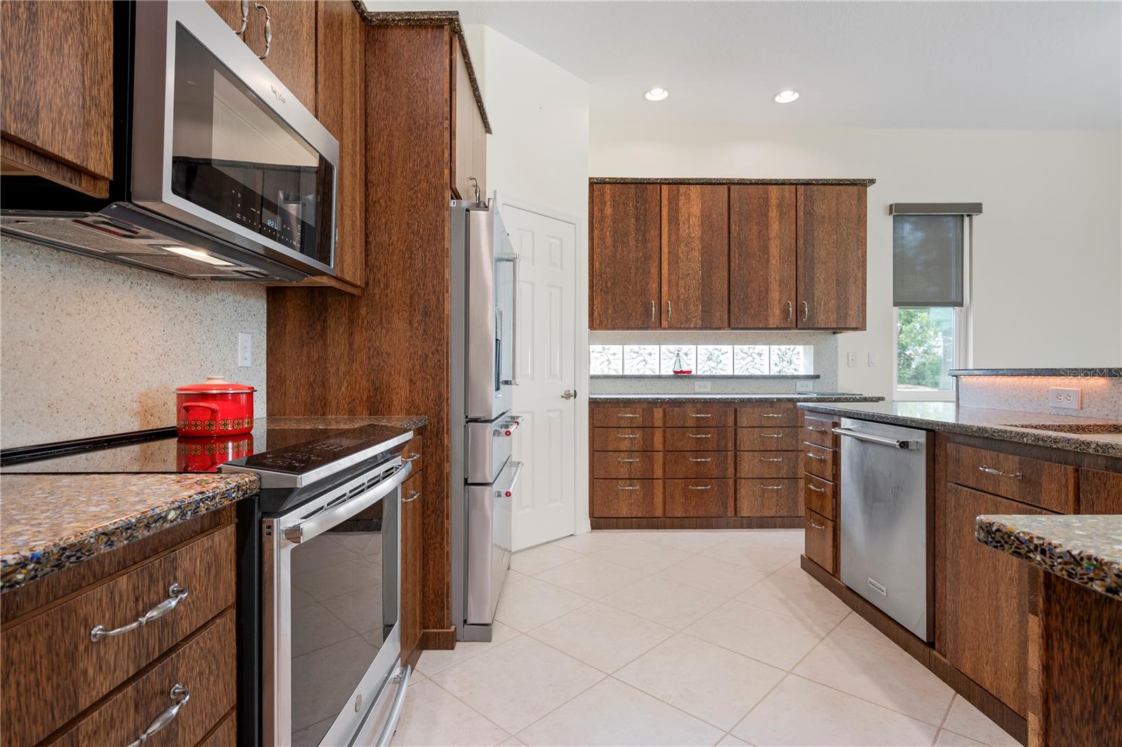 7005 GOLDRUSH LN, BRADENTON, FL, 34201