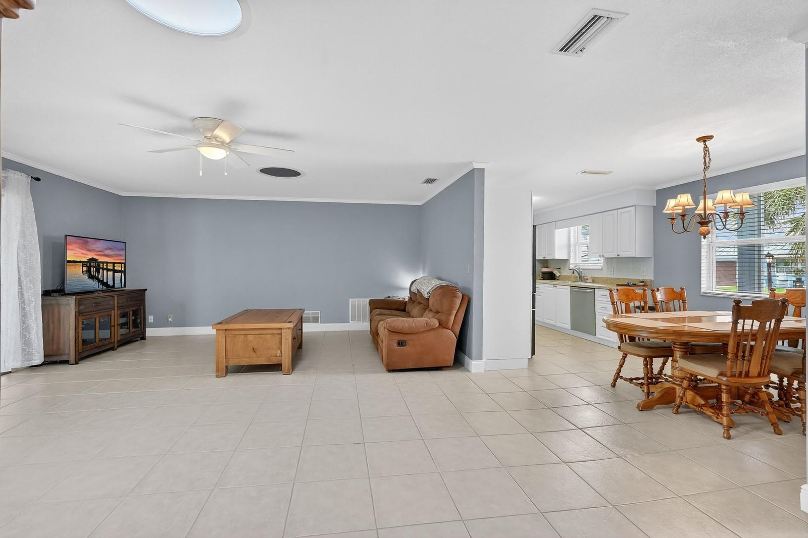 30 LONGFELLOW CIR, ORMOND BEACH, FL, 32176