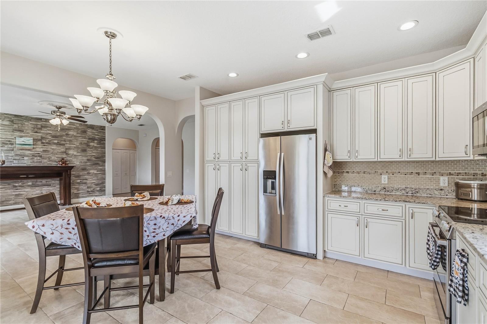 1323 FERENDINA DR, DELTONA, FL, 32725