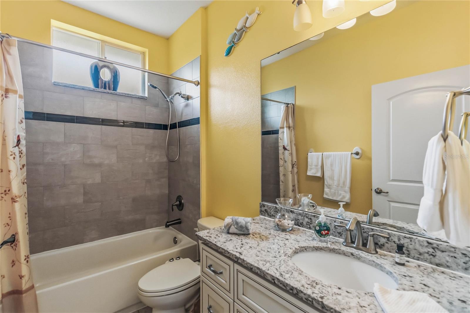 1323 FERENDINA DR, DELTONA, FL, 32725