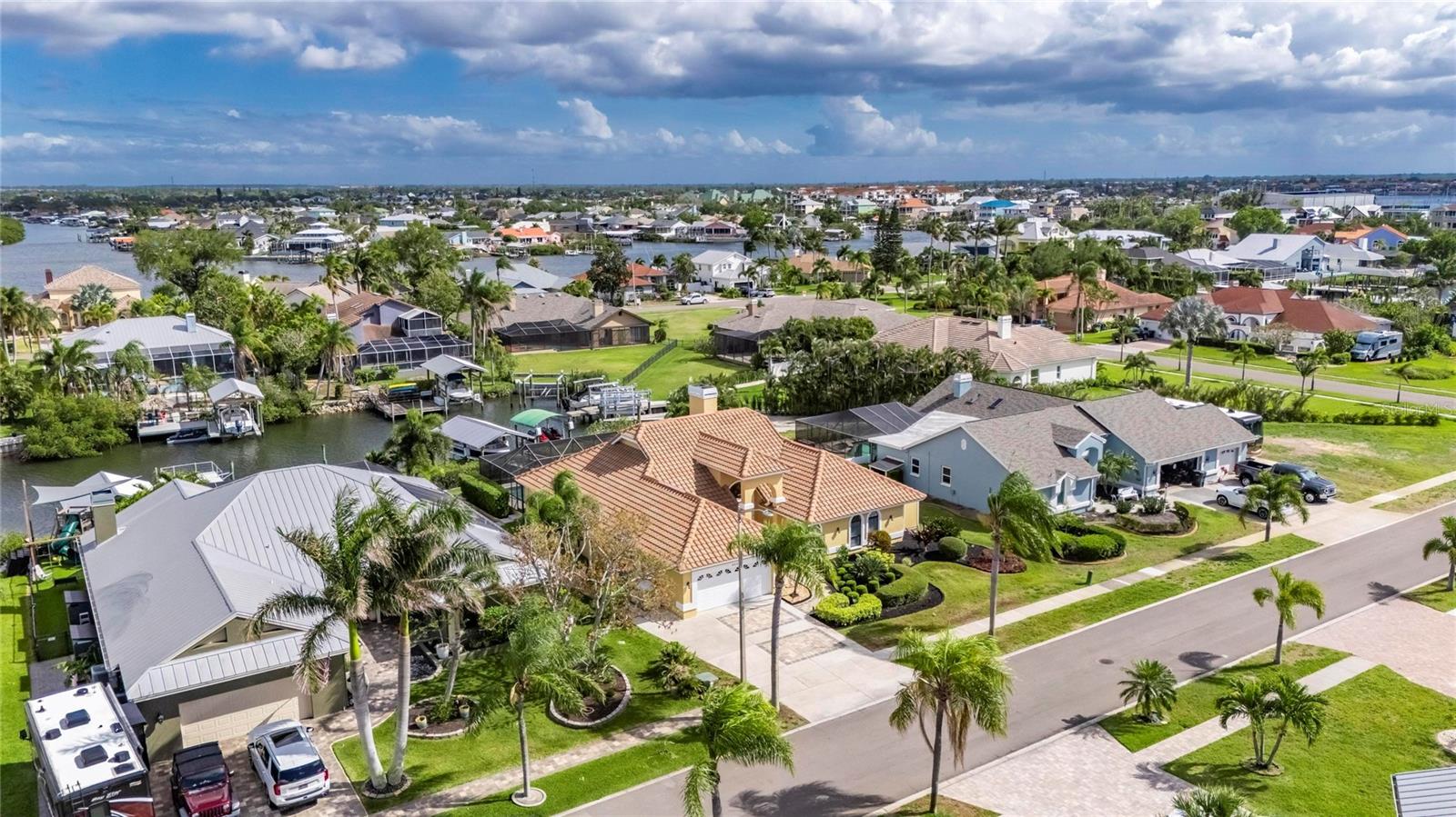 6603 BLACKFIN WAY, APOLLO BEACH, FL, 33572