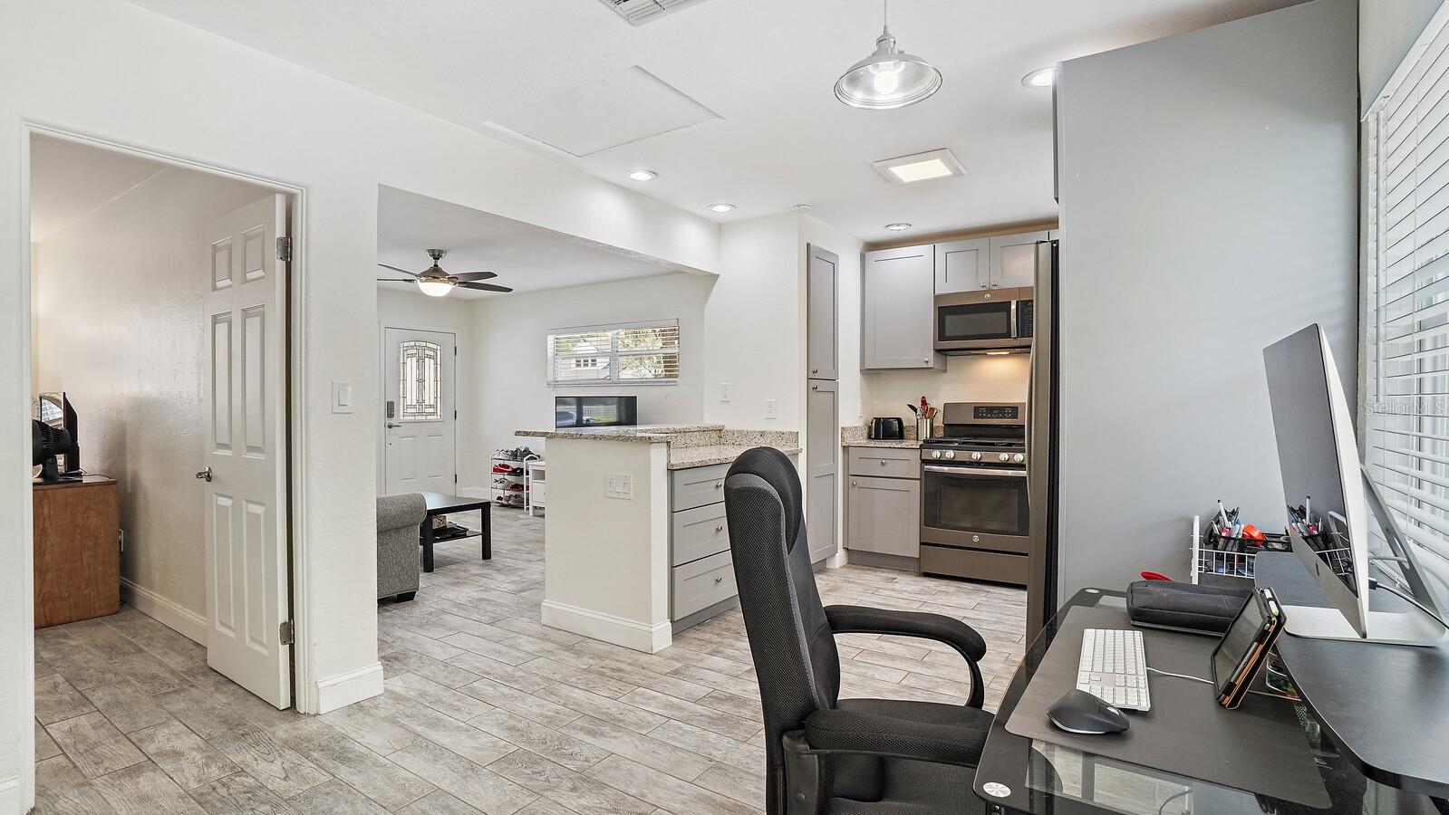 263 22ND ST N, ST PETERSBURG, FL, 33713