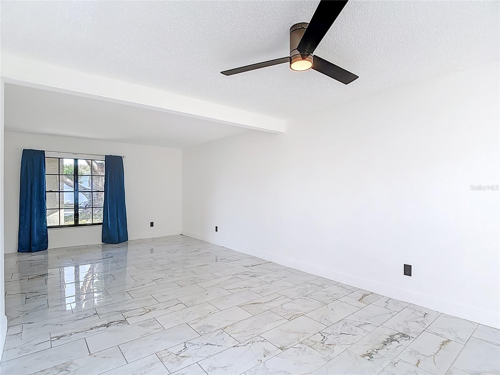 4012 BRAESGATE LN, TAMPA, FL, 33624