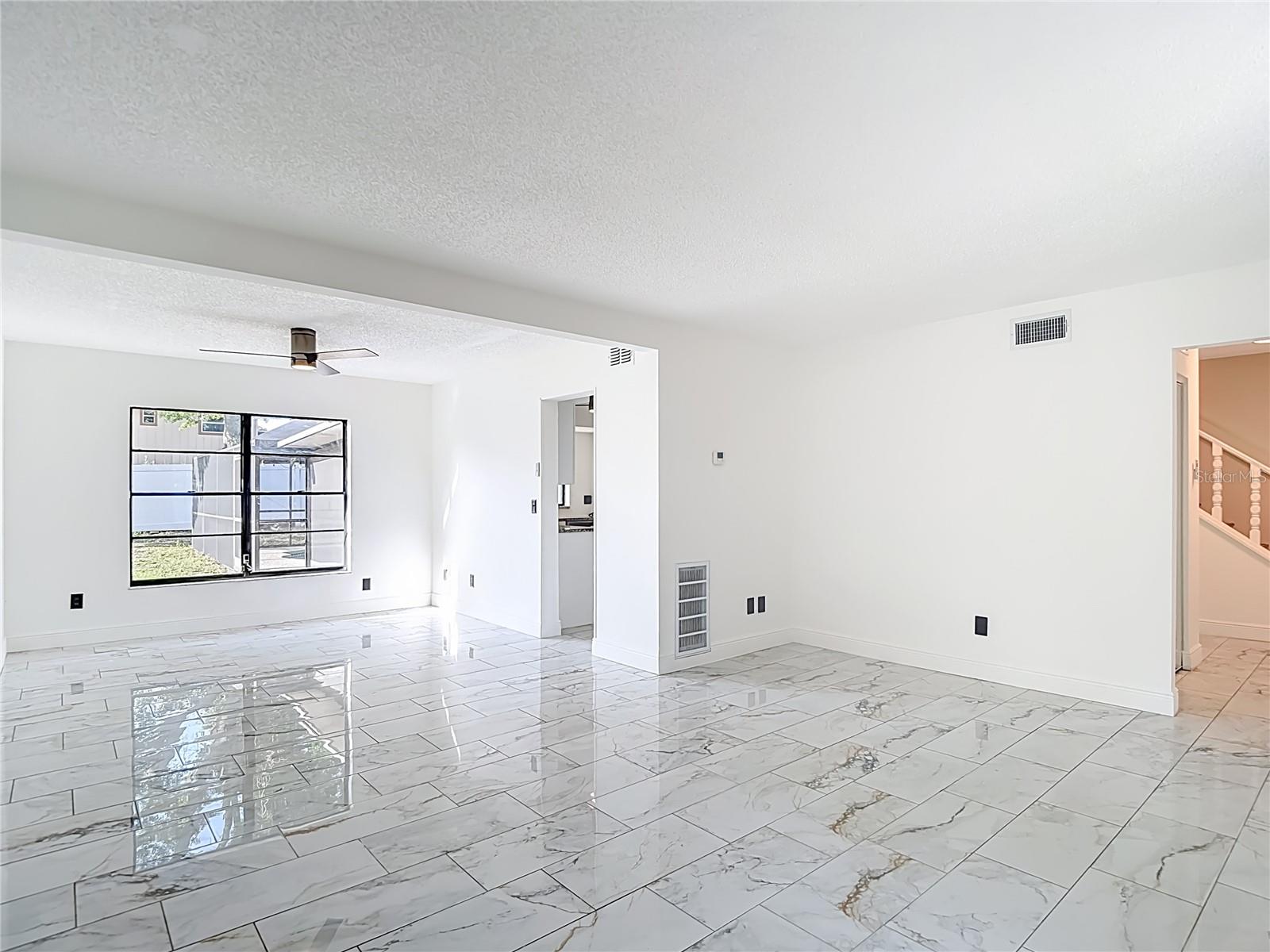 4012 BRAESGATE LN, TAMPA, FL, 33624