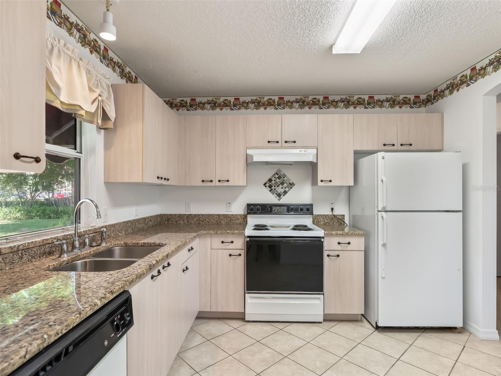 877 CORTEZ AVE, THE VILLAGES, FL, 32159