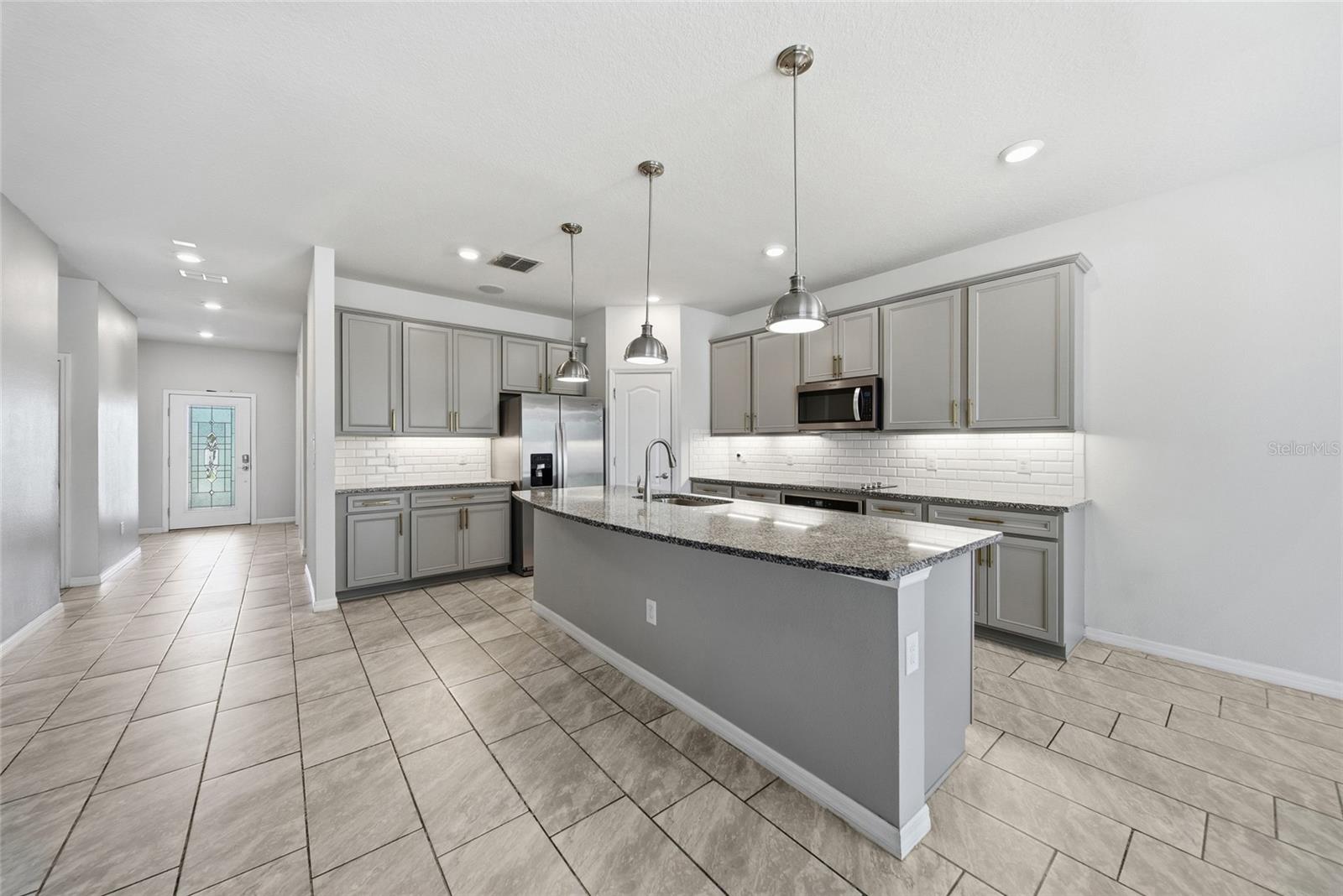 11009 GREEN HARVEST DR, RIVERVIEW, FL, 33578