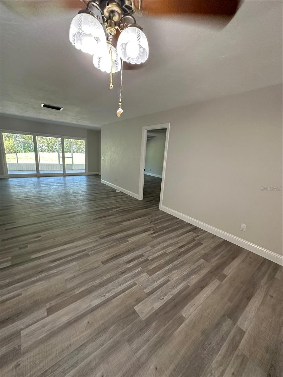 143 N BOCA CIEGA POINT, ST PETERSBURG, FL, 33708