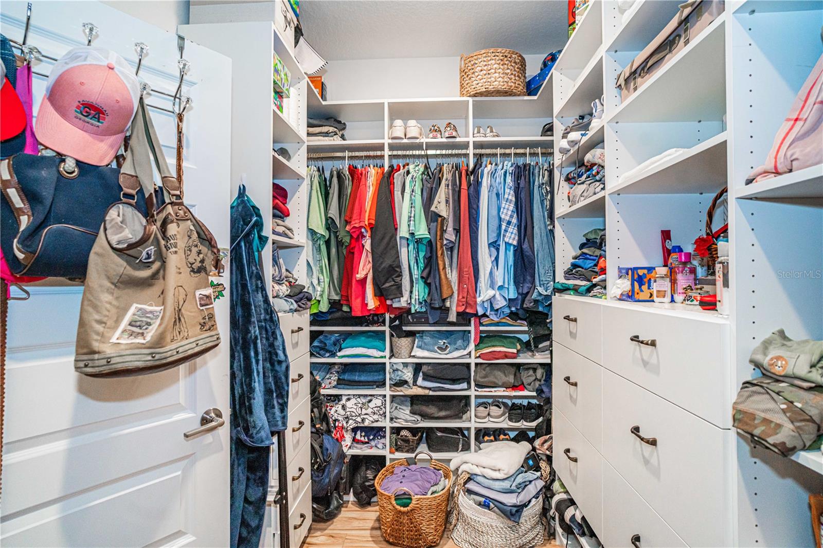 primary bedroom walk in closet