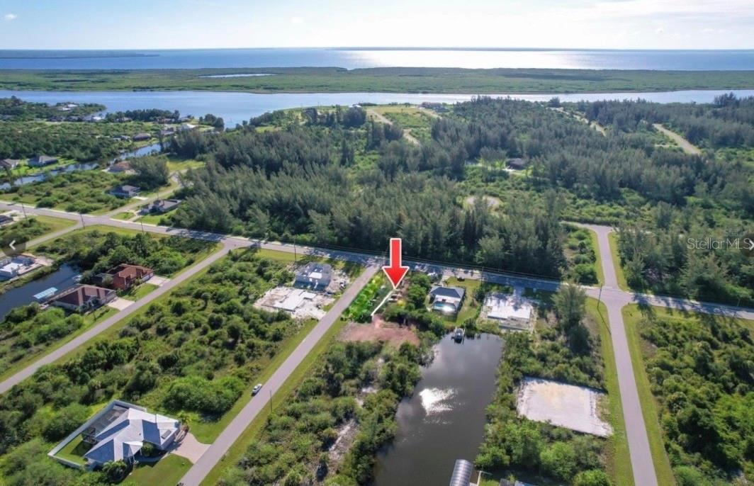 15802 APPLEWHITE CIR, PORT CHARLOTTE, FL, 33981