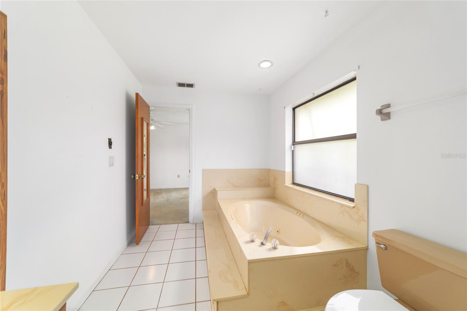 1140 NE 20TH AVE, OCALA, FL, 34470