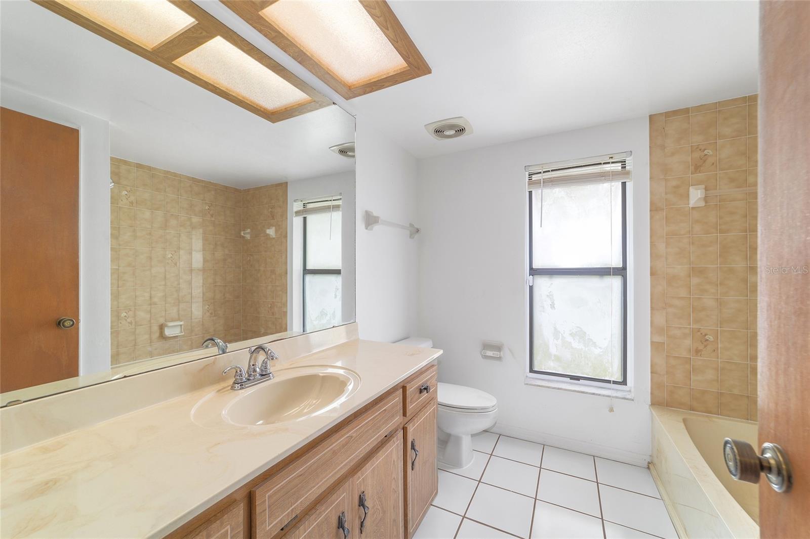 1140 NE 20TH AVE, OCALA, FL, 34470