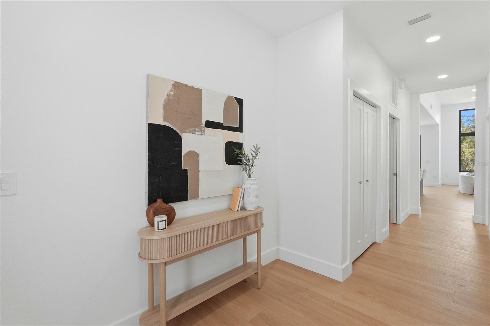 2525 18TH AVE N, ST PETERSBURG, FL, 33713