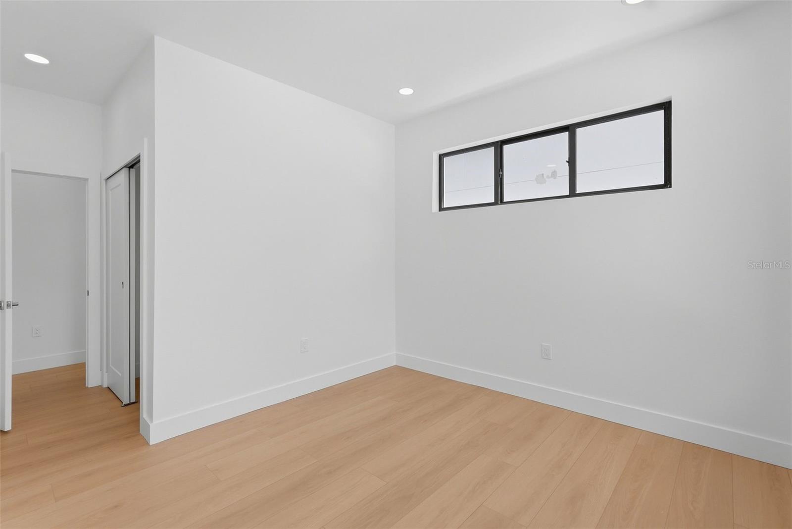 2525 18TH AVE N, ST PETERSBURG, FL, 33713