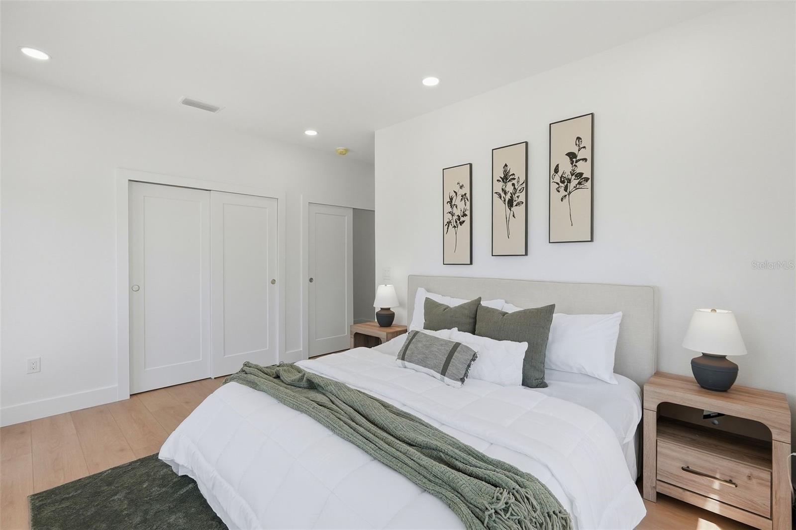 2525 18TH AVE N, ST PETERSBURG, FL, 33713