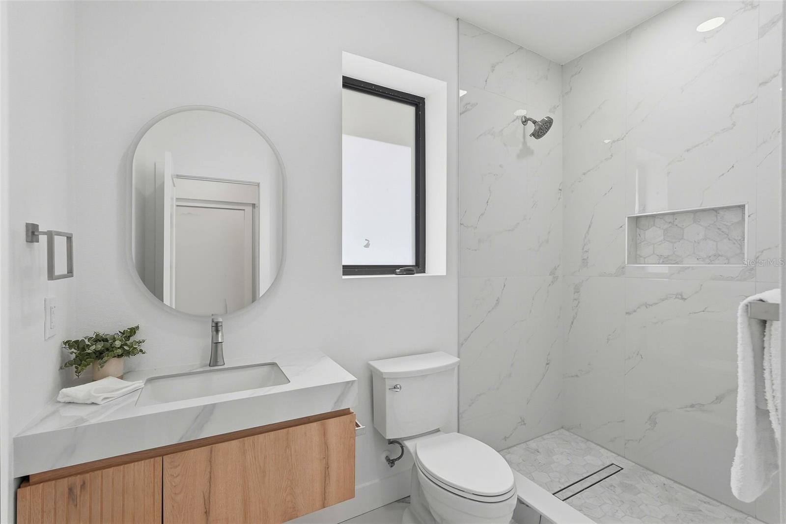 2525 18TH AVE N, ST PETERSBURG, FL, 33713