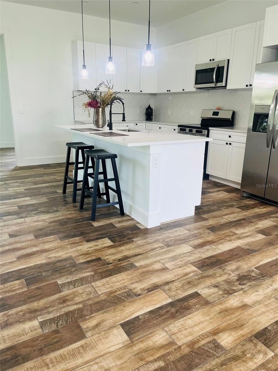 3365 DOUGLAS RD, PUNTA GORDA, FL, 33980