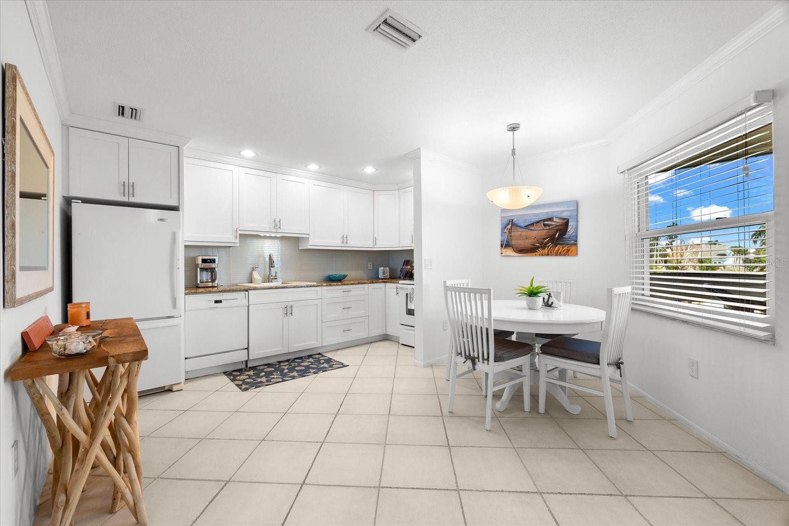 6708 SARASEA CIR #202, SARASOTA, FL, 34242