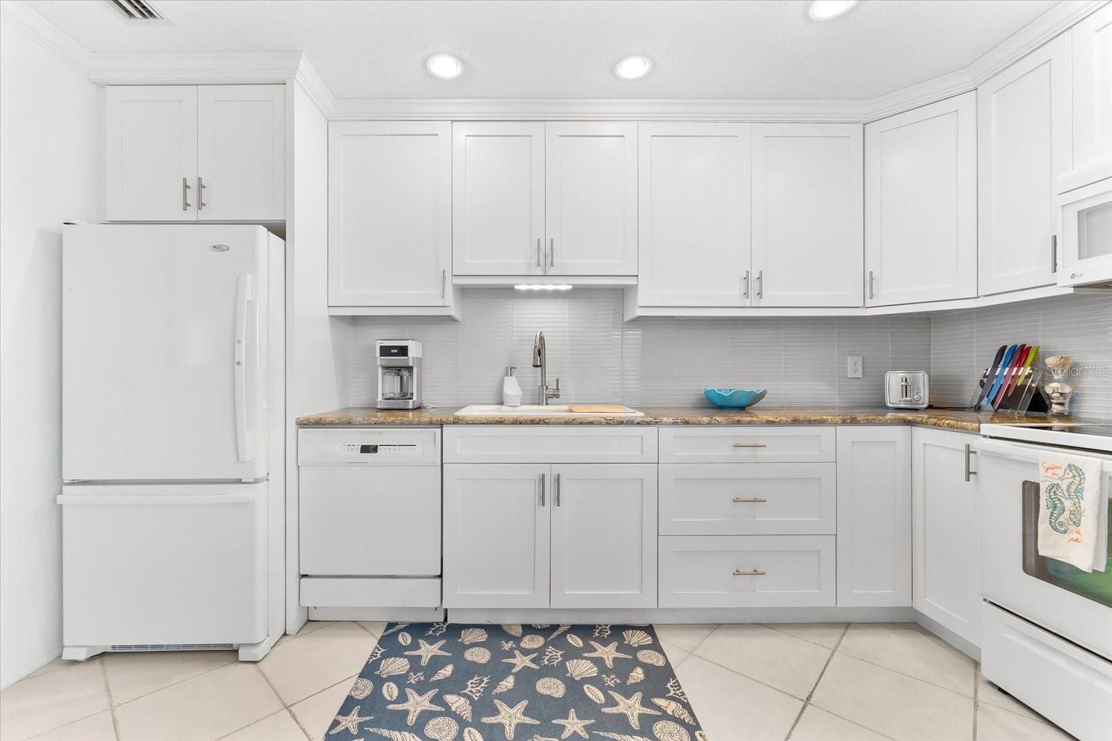 6708 SARASEA CIR #202, SARASOTA, FL, 34242