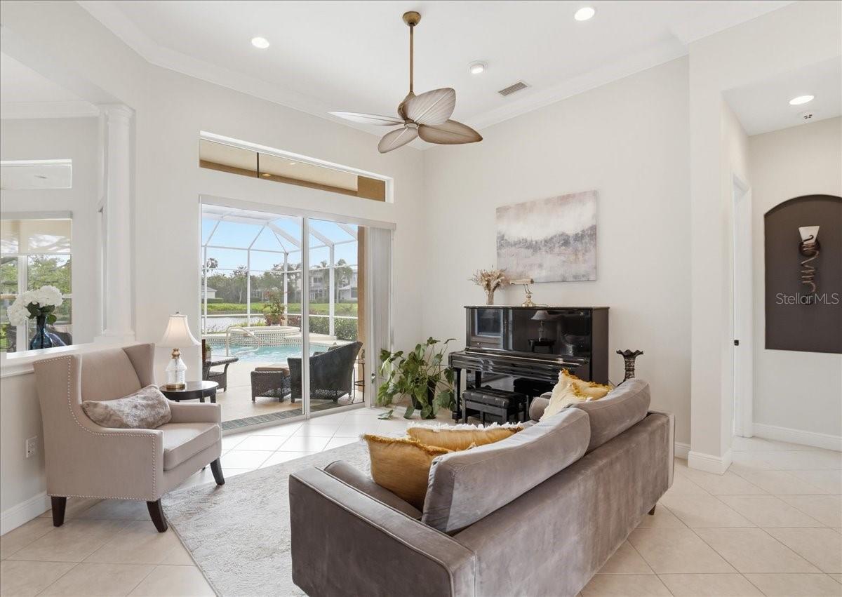 8843 17TH AVENUE CIR NW, BRADENTON, FL, 34209