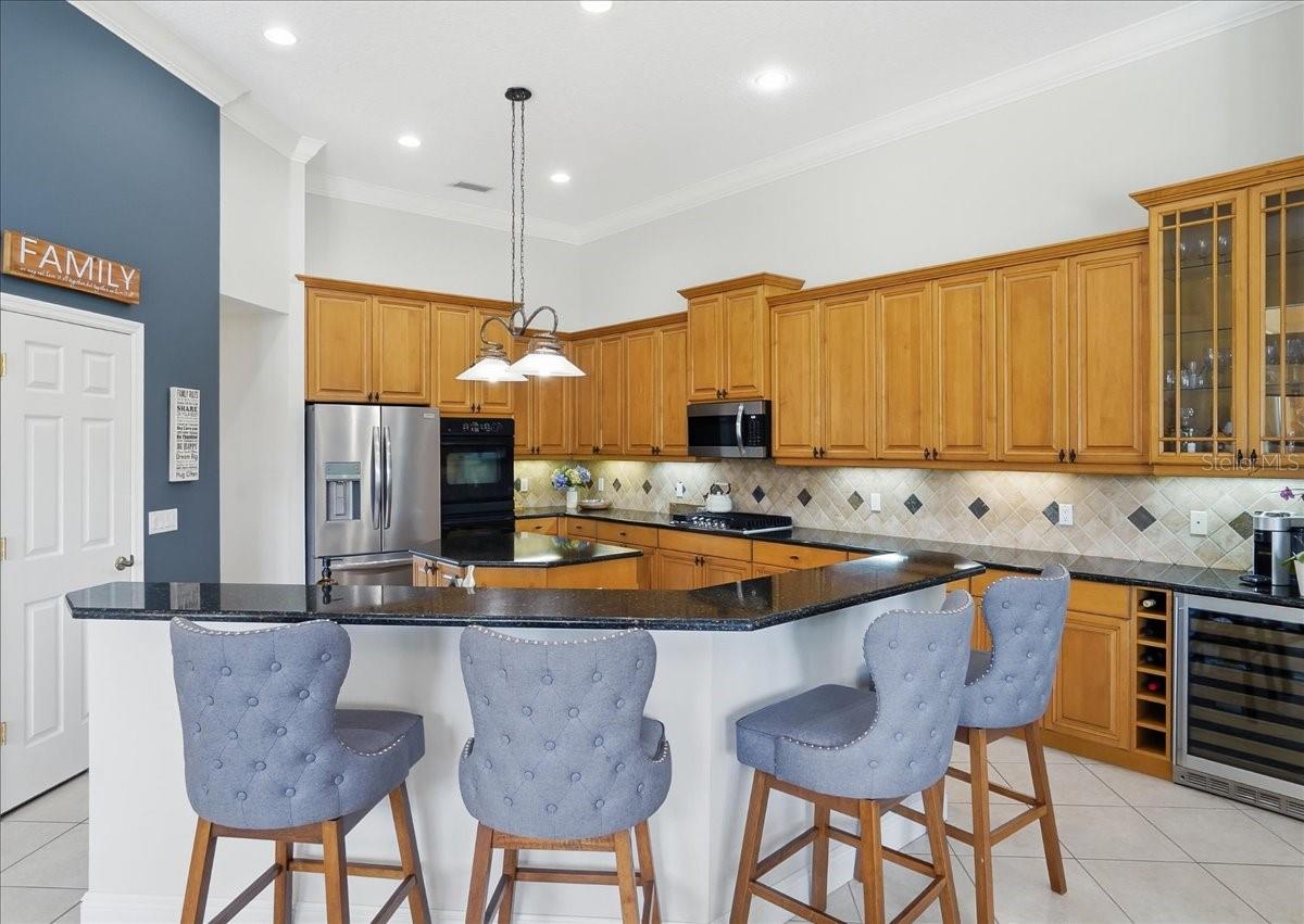 8843 17TH AVENUE CIR NW, BRADENTON, FL, 34209