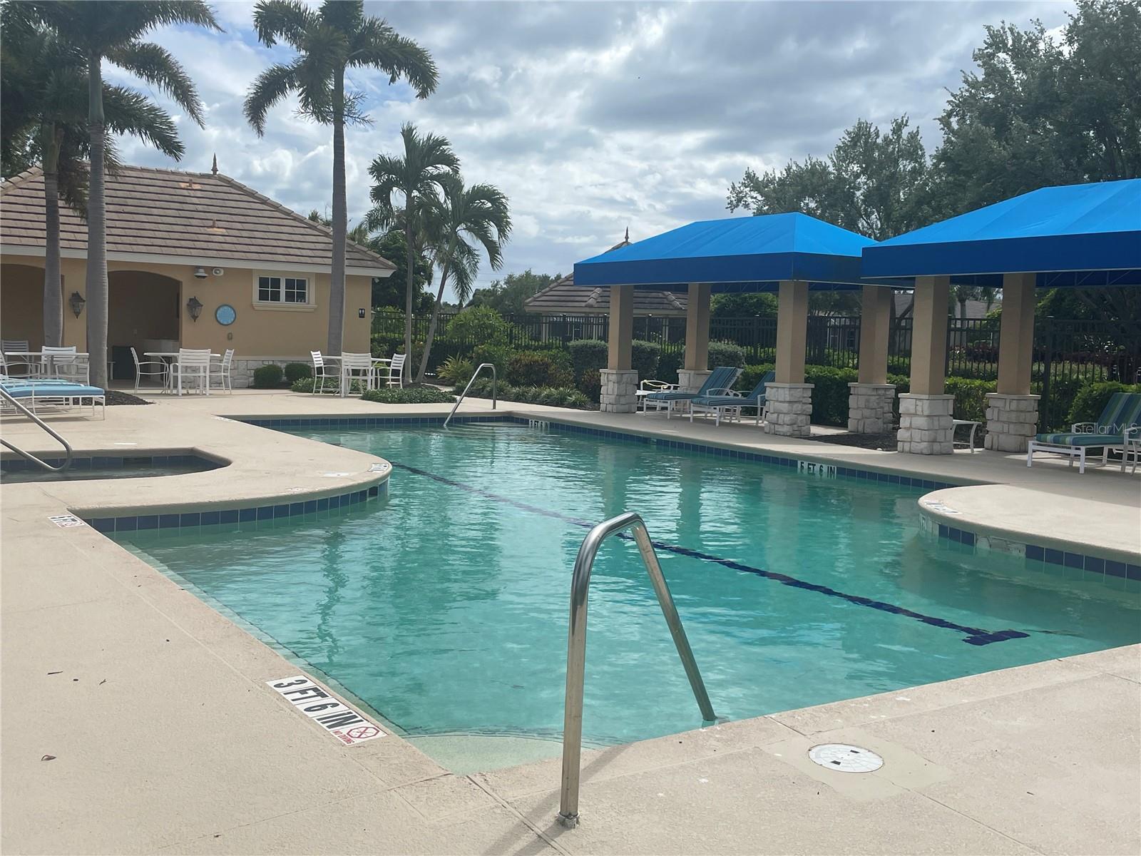 8843 17TH AVENUE CIR NW, BRADENTON, FL, 34209