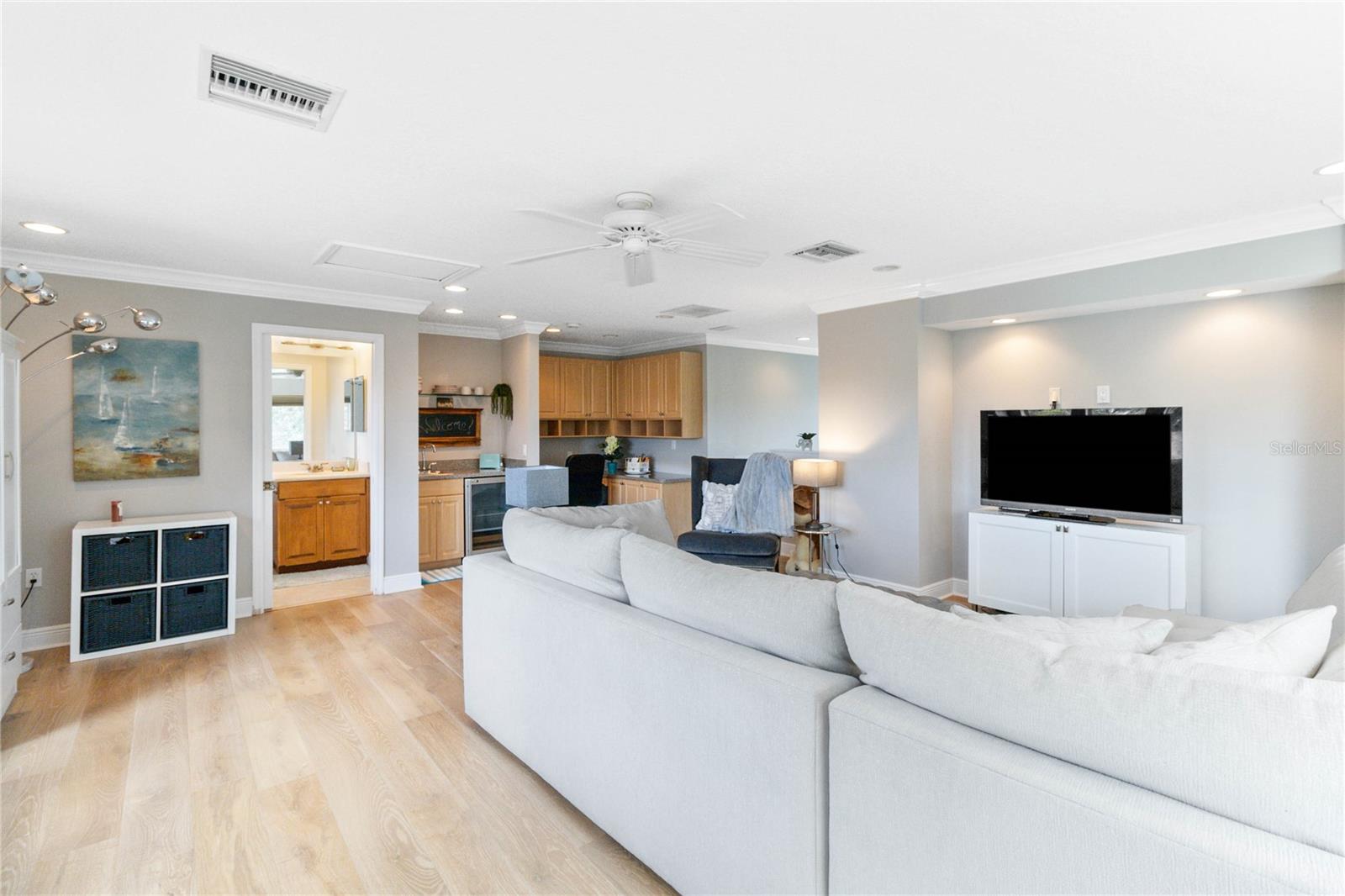 8843 17TH AVENUE CIR NW, BRADENTON, FL, 34209